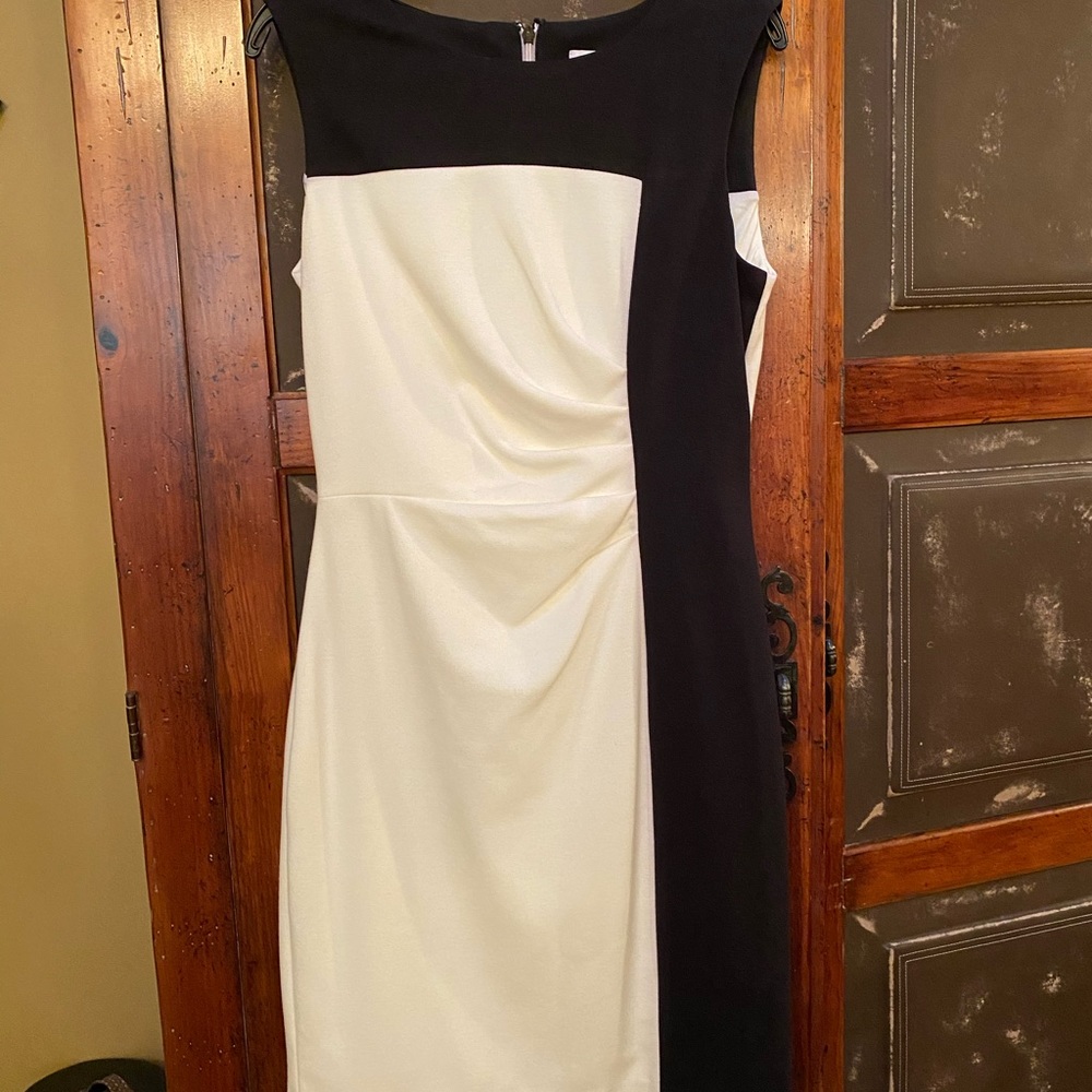 Sassy color block balck and white dress size 2.